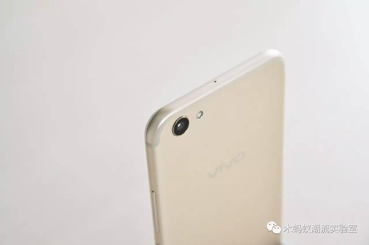 榮耀X9s上市，時代見證者與技術(shù)領(lǐng)航者的完美結(jié)合