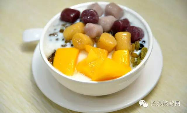 新鮮甜品推薦，自然美景下的甜蜜味蕾之旅