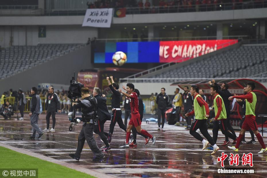 科技巨擘上海上港展現(xiàn)超凡實力，引領(lǐng)未來潮流的比賽結(jié)果