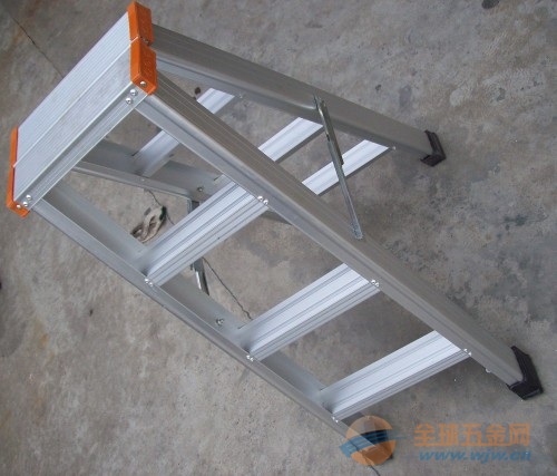 關(guān)于2米人字梯價(jià)格的深度探討與解析