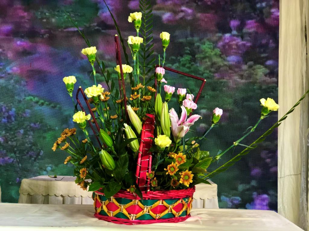 藝術(shù)插花比賽，從入門(mén)到精通的詳細(xì)步驟指南