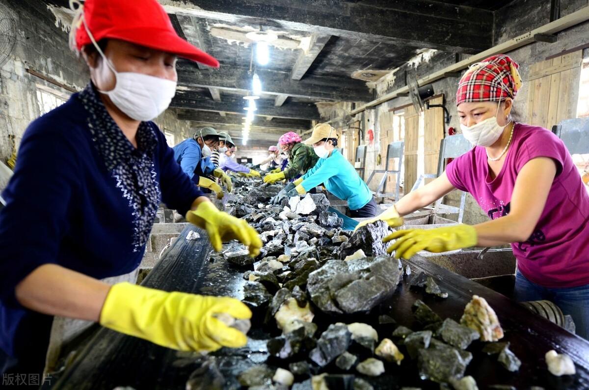 鎢精礦最新價(jià)格行情，變化中的學(xué)習(xí)，成就感的源泉，自信與成長之路