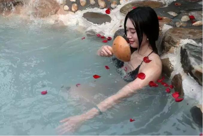 池晚與老公情感復合的深層次探討及最新章節(jié)更新動態(tài)