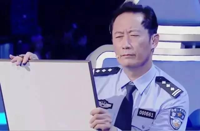 章瑩穎美國(guó)最新動(dòng)態(tài)，科技新品改變生活，即刻啟程！