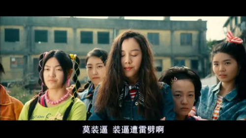 午間電影，光影交織的午后時(shí)光