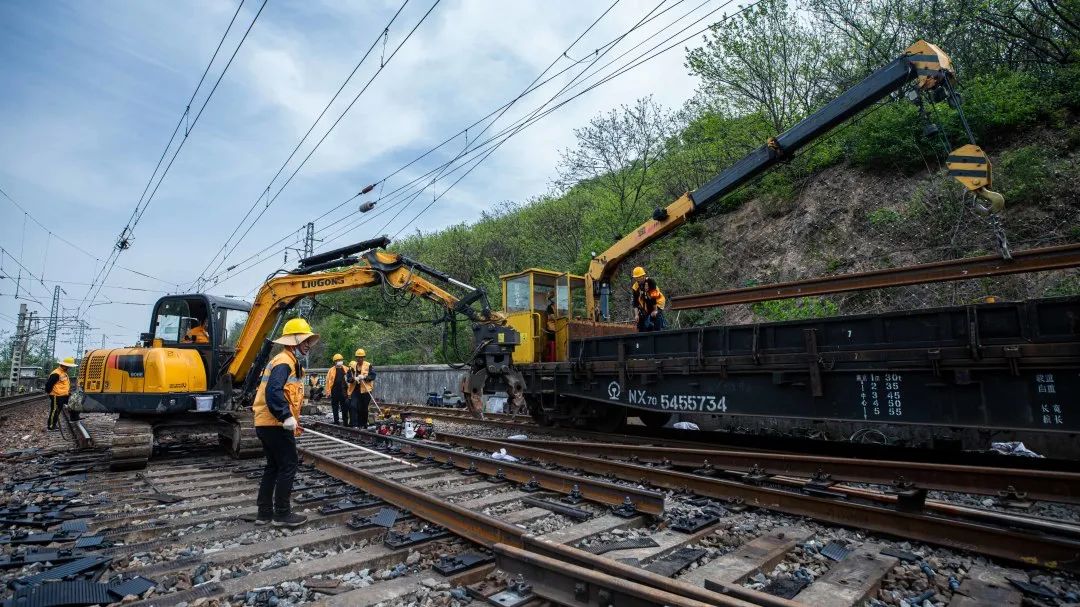舞鋼月益鐵路最新動(dòng)態(tài)揭秘，小巷中的隱藏瑰寶探秘之旅