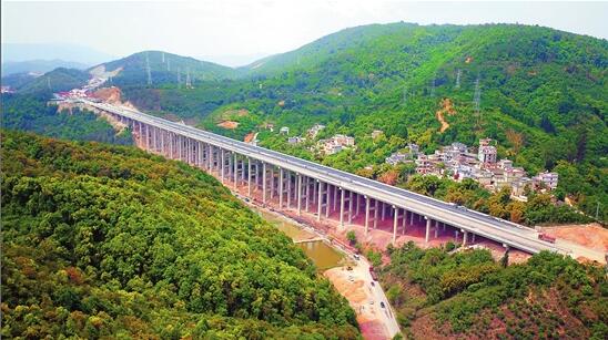 武易高速2025最新動態(tài)，溫情陪伴貫穿全程的進(jìn)展之路