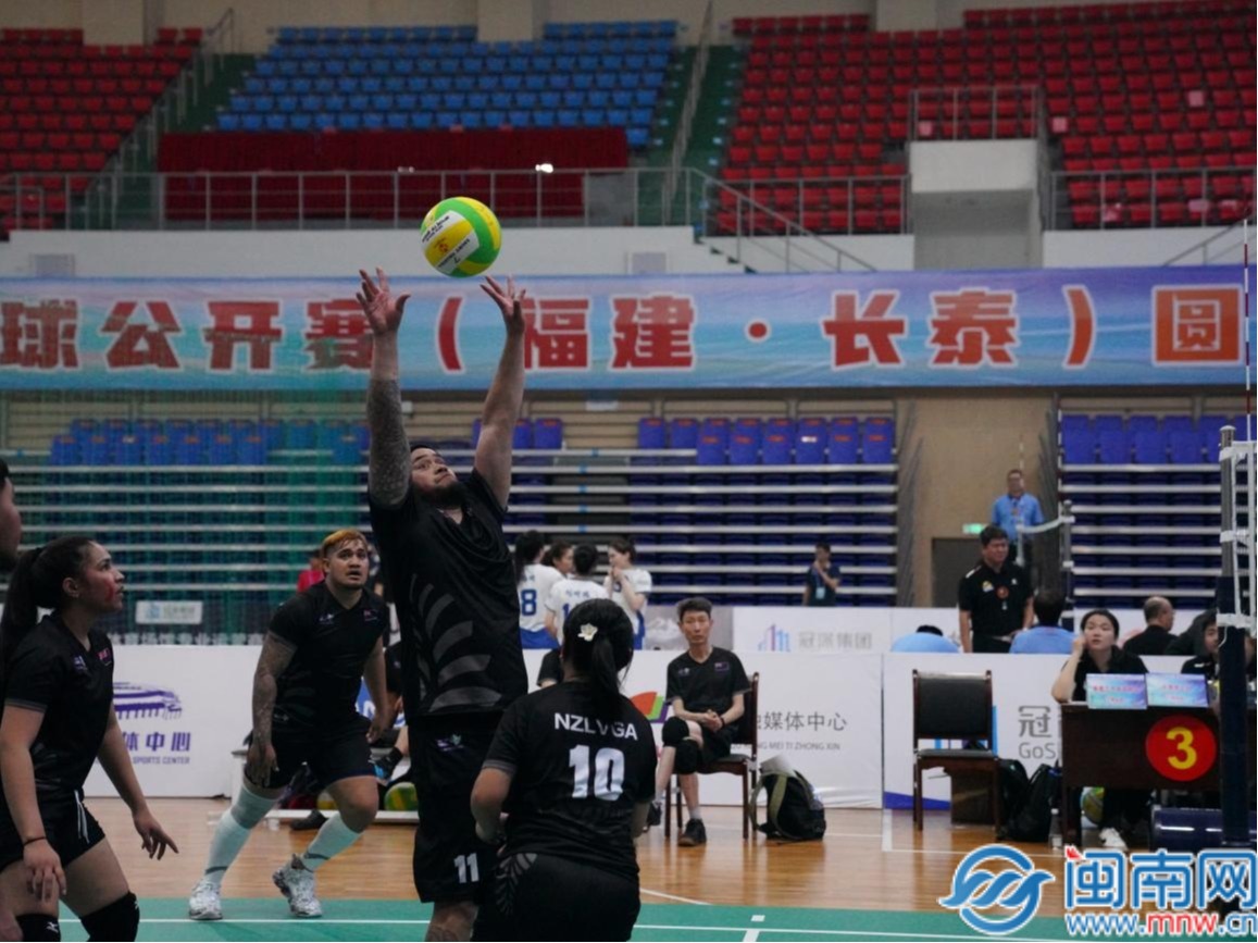 男子氣排球比賽，見(jiàn)證力量與成就感的源泉，自信閃耀瞬間！