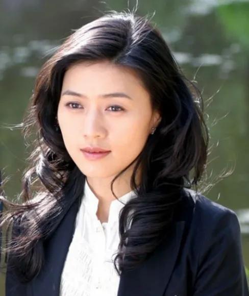 科技與藝術(shù)融合重塑視覺盛宴，明星演員圖片精選集