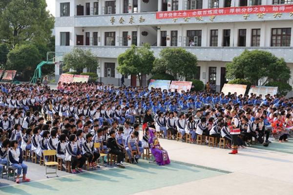 廣西山歌比賽，自然美景與歌聲的探秘之旅