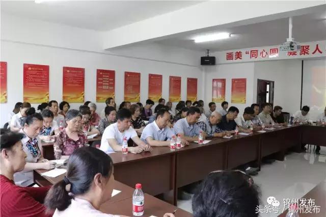 2025年黨課教程，高科技產品引領新時代，智能生活的探索之旅