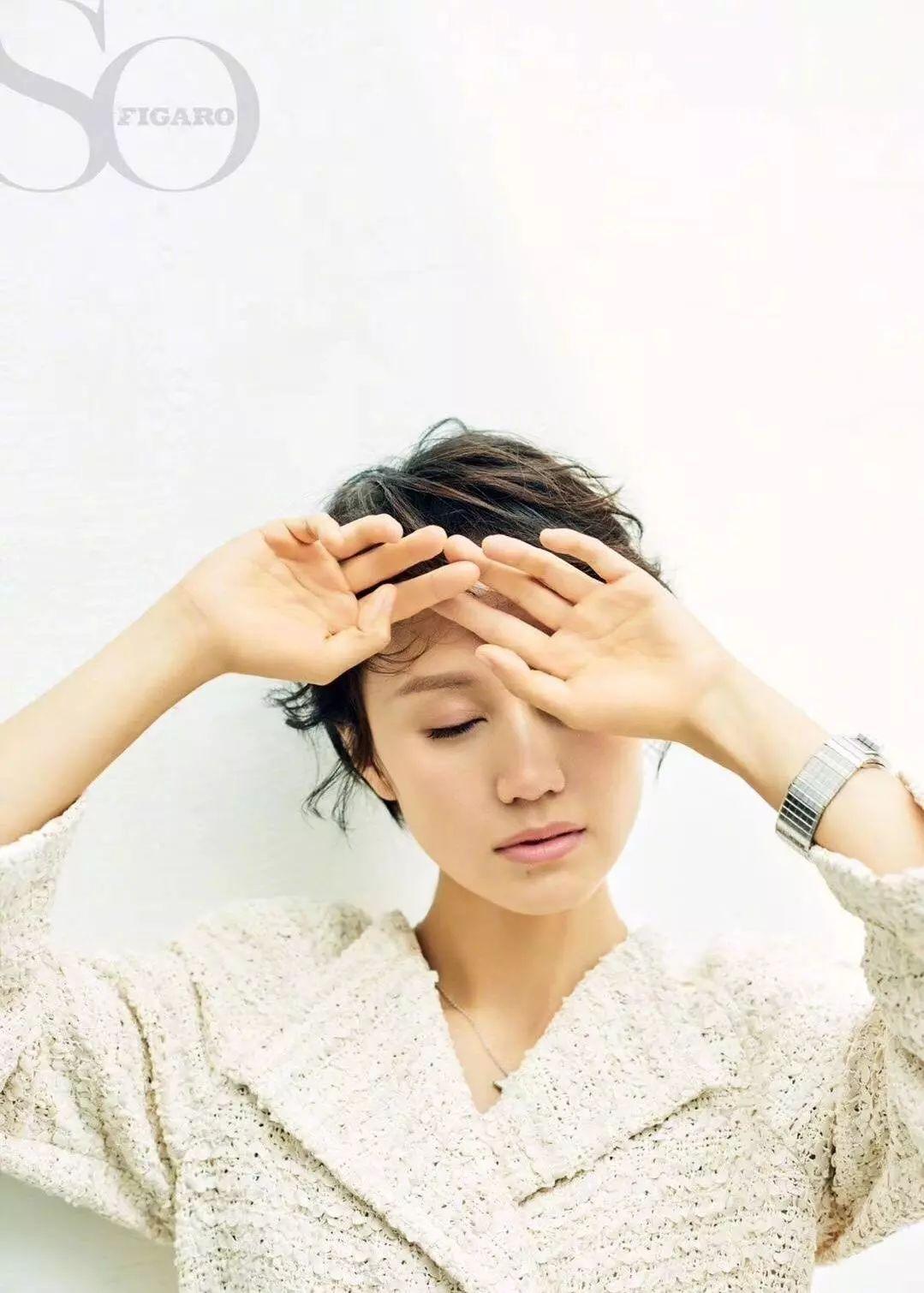 寧靜短發(fā)造型照，展現(xiàn)個(gè)性魅力的時(shí)尚風(fēng)采！