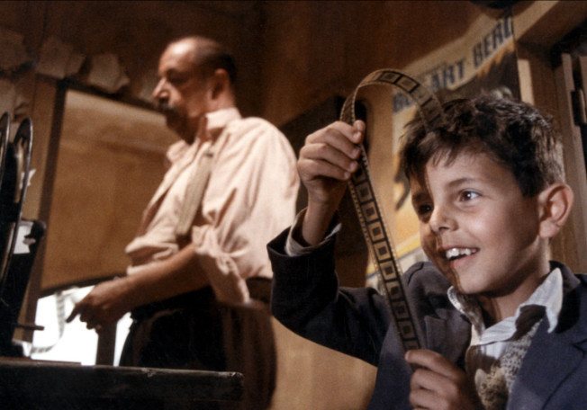 天堂電影院電影，小巷深處的電影寶藏