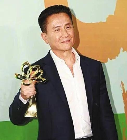 演員張志堅(jiān)前妻，力量與自信的閃耀之光