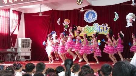 邁陳中心小學(xué)舞蹈比賽，教育文化現(xiàn)象的深度解讀