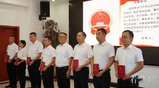 奉節(jié)縣委人事任免最新消息，人事變動背后的溫馨友情故事揭曉