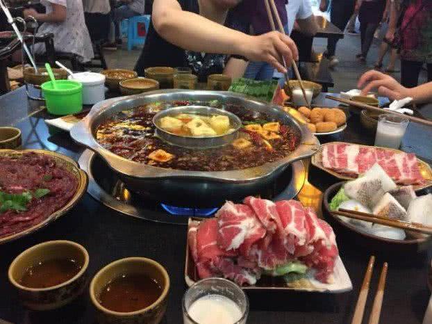 火鍋新潮流，飲食文化創(chuàng)新的典范與推廣價值