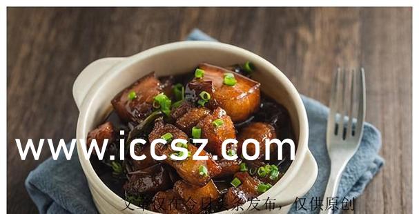 青青草最新視頻，探索小巷獨特風(fēng)情