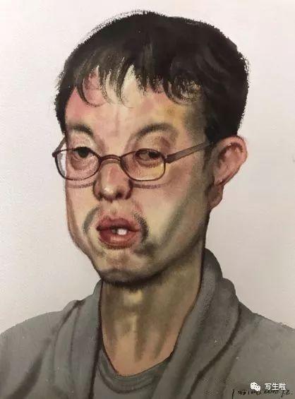 陳教授演員，學(xué)習(xí)之路上的變化與自信成就的力量