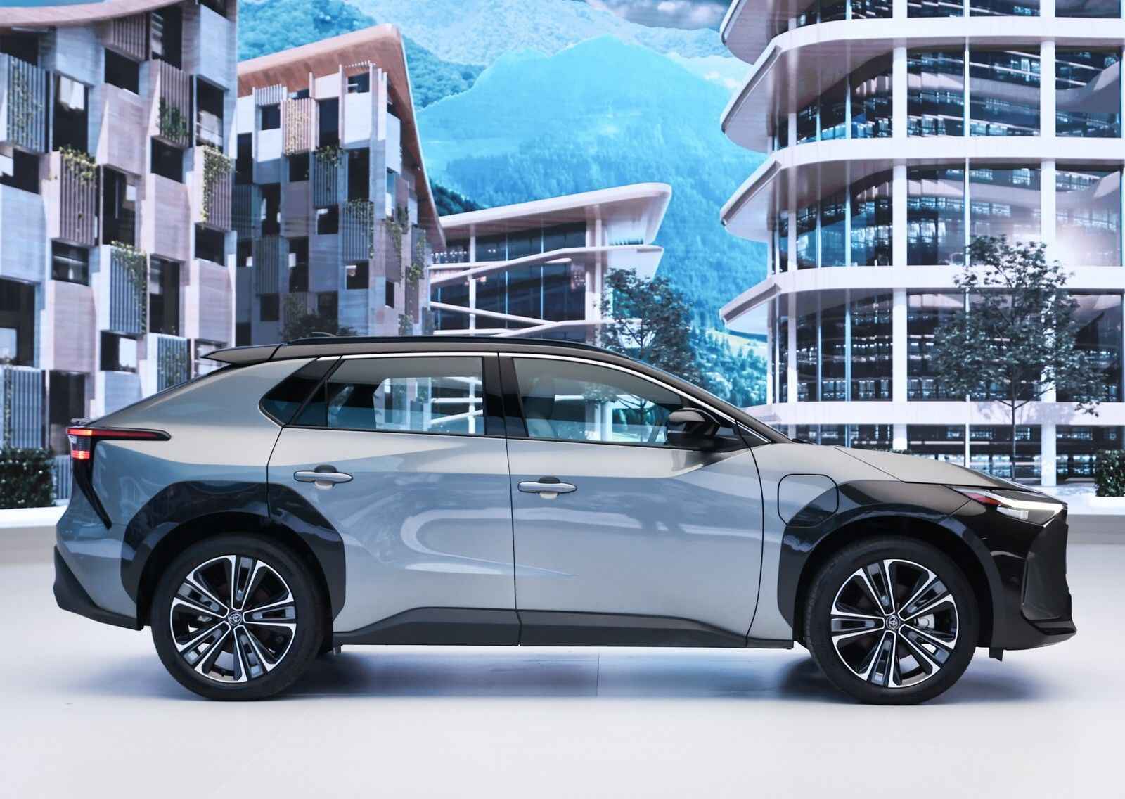 豐田SUV最新款詳解，選擇、了解與購(gòu)買的詳細(xì)步驟指南