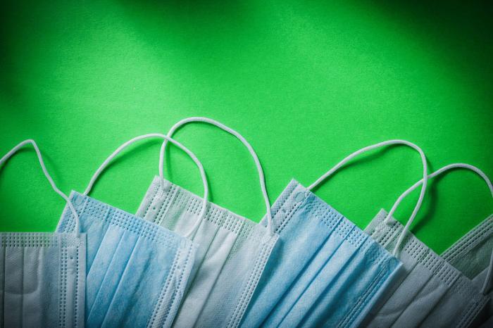 口罩最新產(chǎn)能揭秘，小巷深處的生產(chǎn)力量與神秘面紗