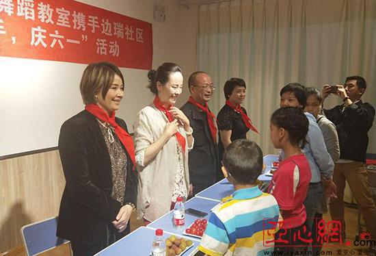 拜爾娜最新動態(tài)揭秘，小巷中的隱藏寶藏！