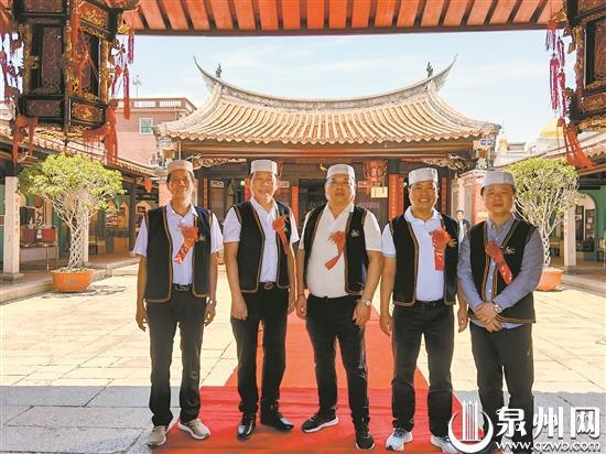 村長(zhǎng)情緣新篇章，學(xué)習(xí)成長(zhǎng)，自信鑄就夢(mèng)想之路