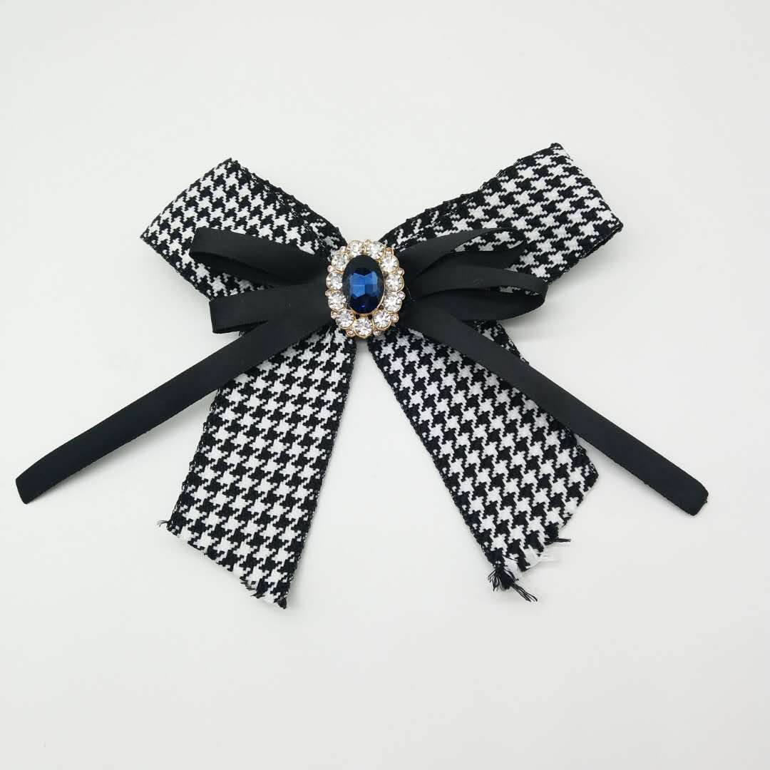 領(lǐng)結(jié)最新款，時(shí)尚與友情的溫馨篇章