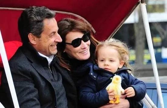 多面技能丈夫的自信與成就之路，勵(lì)志之旅的啟示