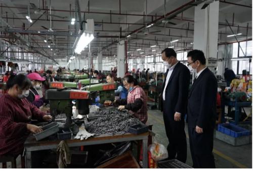 生線(xiàn)貸最新動(dòng)態(tài)，小巷深處的秘密小店