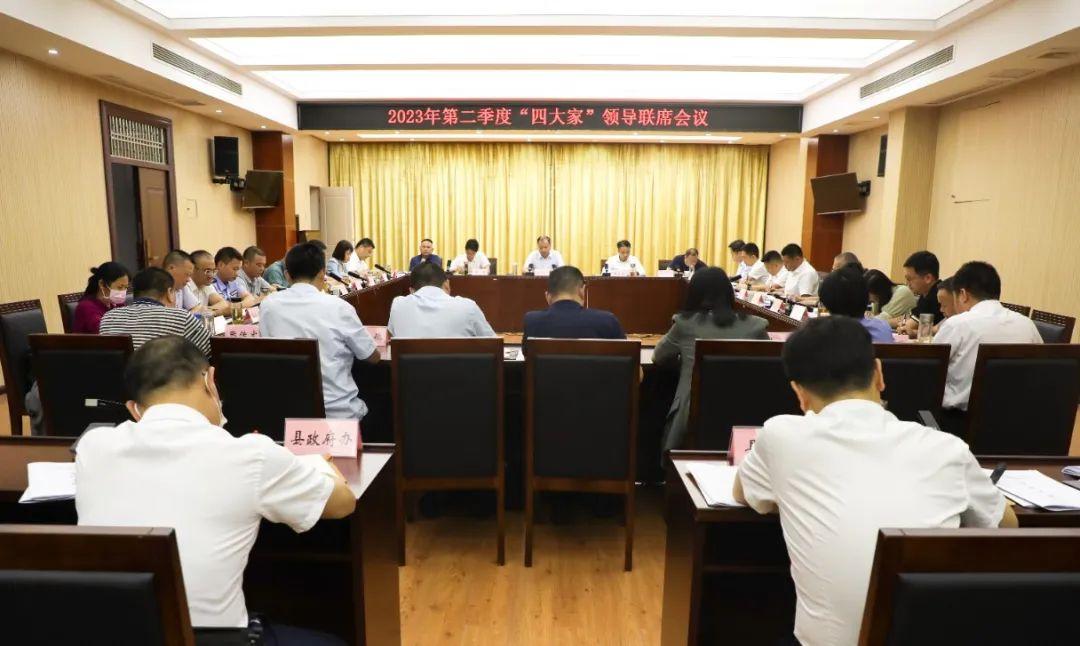 肖吉武，城市中的溫情時光日常