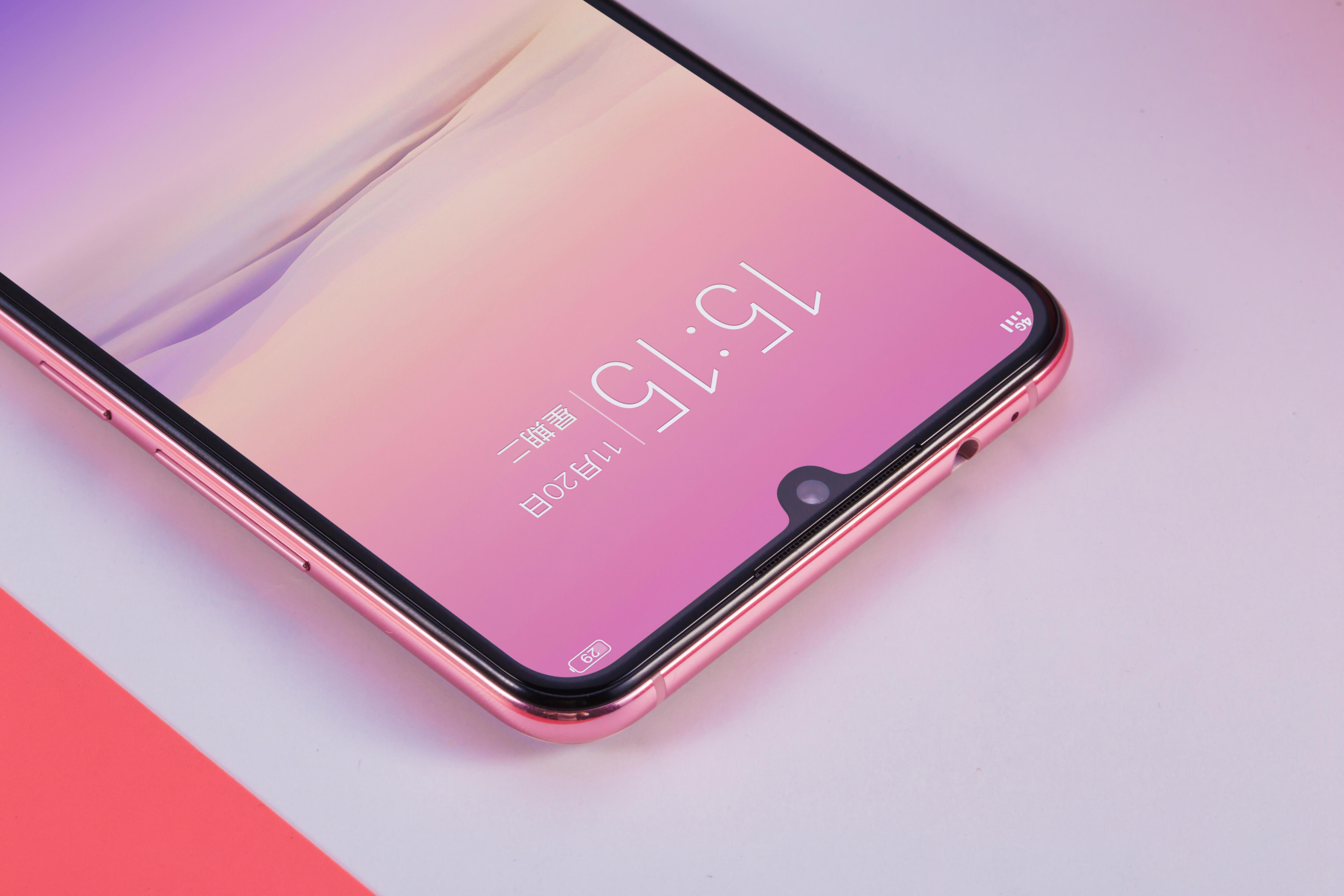 最新版美顏相機雙刃劍效應(yīng)，使用困擾與美顏探討