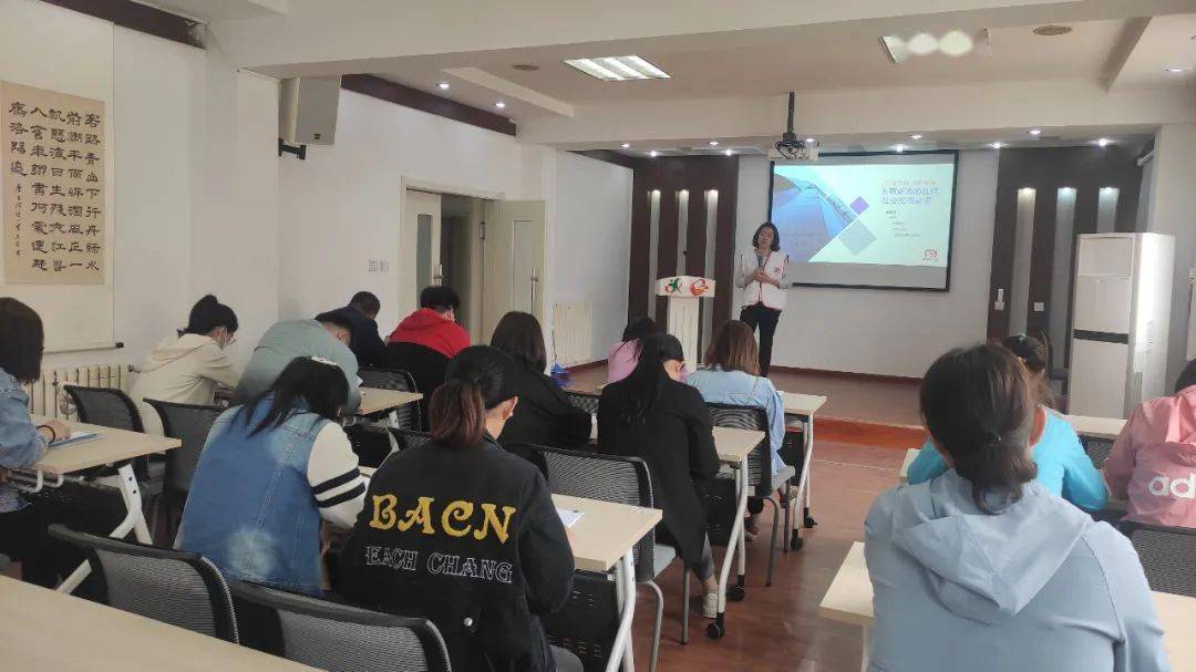 混崗集體工最新動態(tài)，變化中的學習之旅，自信與成就感的源泉