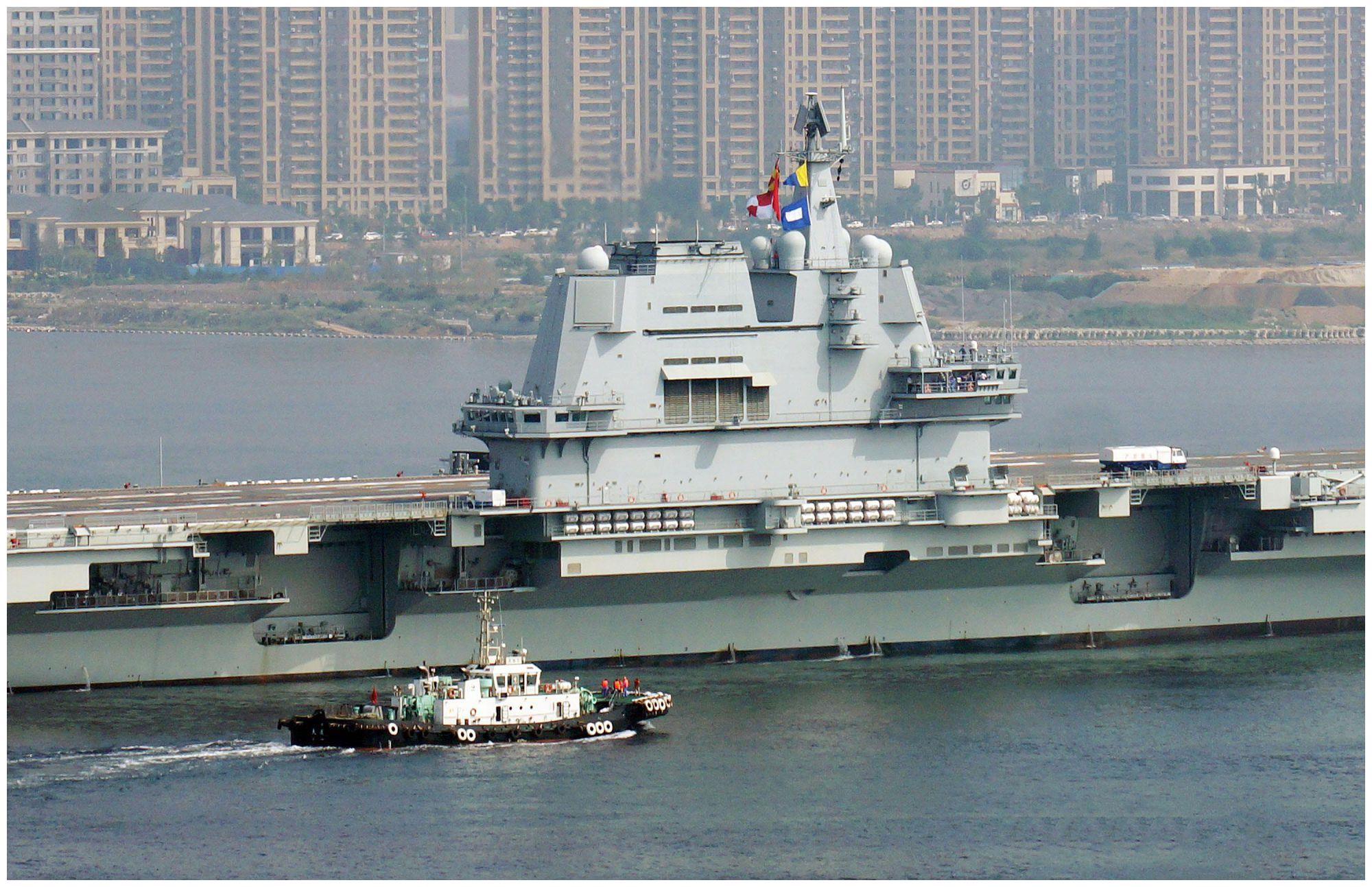 中國(guó)002型航母最新動(dòng)態(tài)，日常中的愛(ài)與陪伴，最新故事揭秘