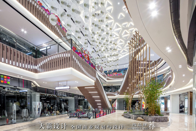 鎮(zhèn)江吾悅廣場最新動(dòng)態(tài)，繁華地標(biāo)崛起，時(shí)代繁華展現(xiàn)