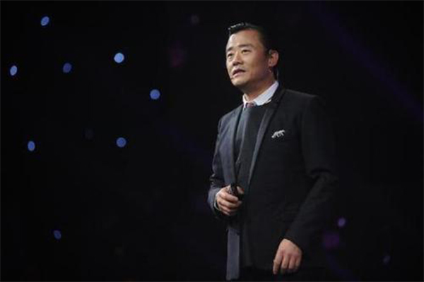 周立波開(kāi)庭最新消息，科技新星引領(lǐng)智能生活體驗(yàn)新篇章